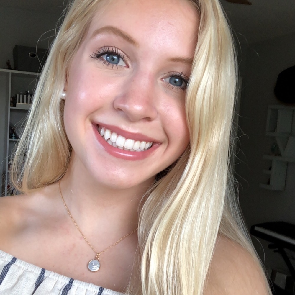 Meet your Posher, Megan